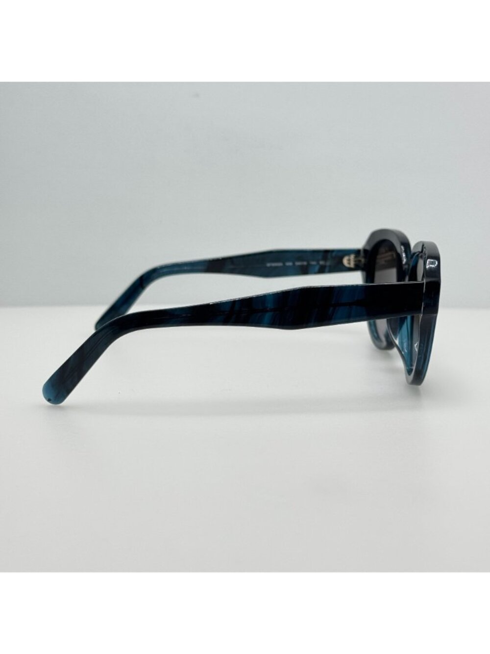 Salvatore Ferragamo Sunglasses SF906SA 409 Italy 54-18-140 - Picture 2 of 9